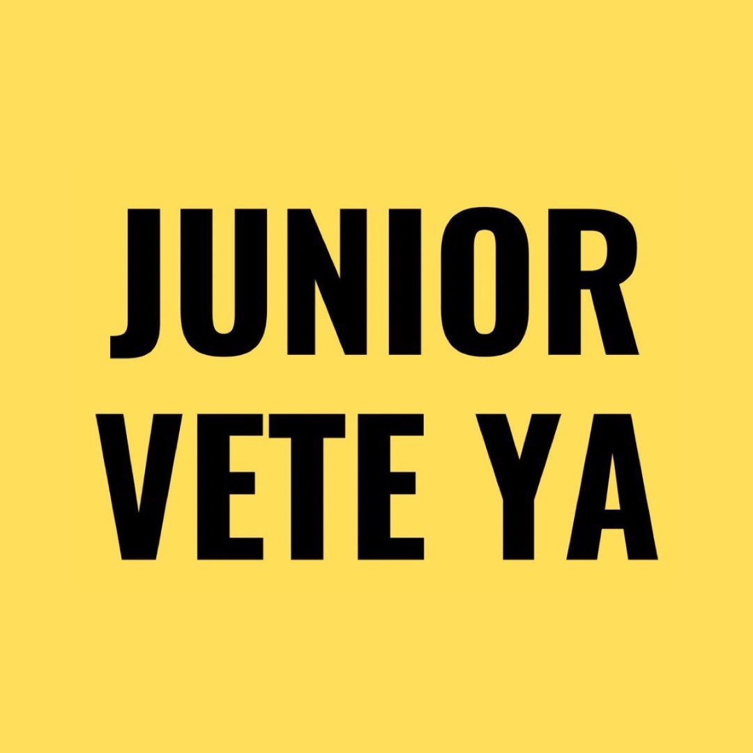 JavierValles86's tweet photo. @SFCSVQ2 No puden ser mas pateticos y ni puta chorra de lo que hablan. Ni puta idea de llevar el club que hasta mendilibar les ve el plumero... https://t.co/mSrfgRGLfO