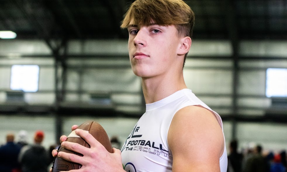 Six Star Football | PLUS+ (@sixstarfootball) on Twitter photo PROSPECT PLUS+ | Several Midwest Region QB prospects making noise (2025)
⭐️Six Star Football takes a look at several rising prospects that are making noise💯
✍️STORY ▶️🔗 sixstarfootball.com/article/prospe…
<a href="/chrisxaiello/">Christopher Aiello</a> <a href="/JackJCornell/">Jack Cornell</a> <a href="/MaxwellErb/">Maxwell Erb{2025}QB</a> <a href="/kadenmherman/">Kaden Herman</a> <a href="/DrewLogsdon12/">Drew Logsdon</a> PROSPECT PLUS+ | Several Midwest Region QB prospects making noise (2025)
⭐️Six Star Football takes a look at several rising prospects that are making noise💯
✍️STORY ▶️🔗 sixstarfootball.com/article/prospe…
<a href="/chrisxaiello/">Christopher Aiello</a> <a href="/JackJCornell/">Jack Cornell</a> <a href="/MaxwellErb/">Maxwell Erb{2025}QB</a> <a href="/kadenmherman/">Kaden Herman</a> <a href="/DrewLogsdon12/">Drew Logsdon</a>