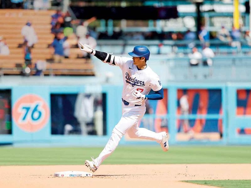 vivavoznoticias's tweet image. #ShoheiOhtani llega a los 46 #jonrones: #Dodgers  se lleva el juego 4 a 0 ante los #Guardians  #LA #Cleveland #LosAngeles #DodgersWin #BaseBall #Beisbol #mlb #LigasMayores #GrandesLigas
vivavoz.com.mx/portal/index.p…