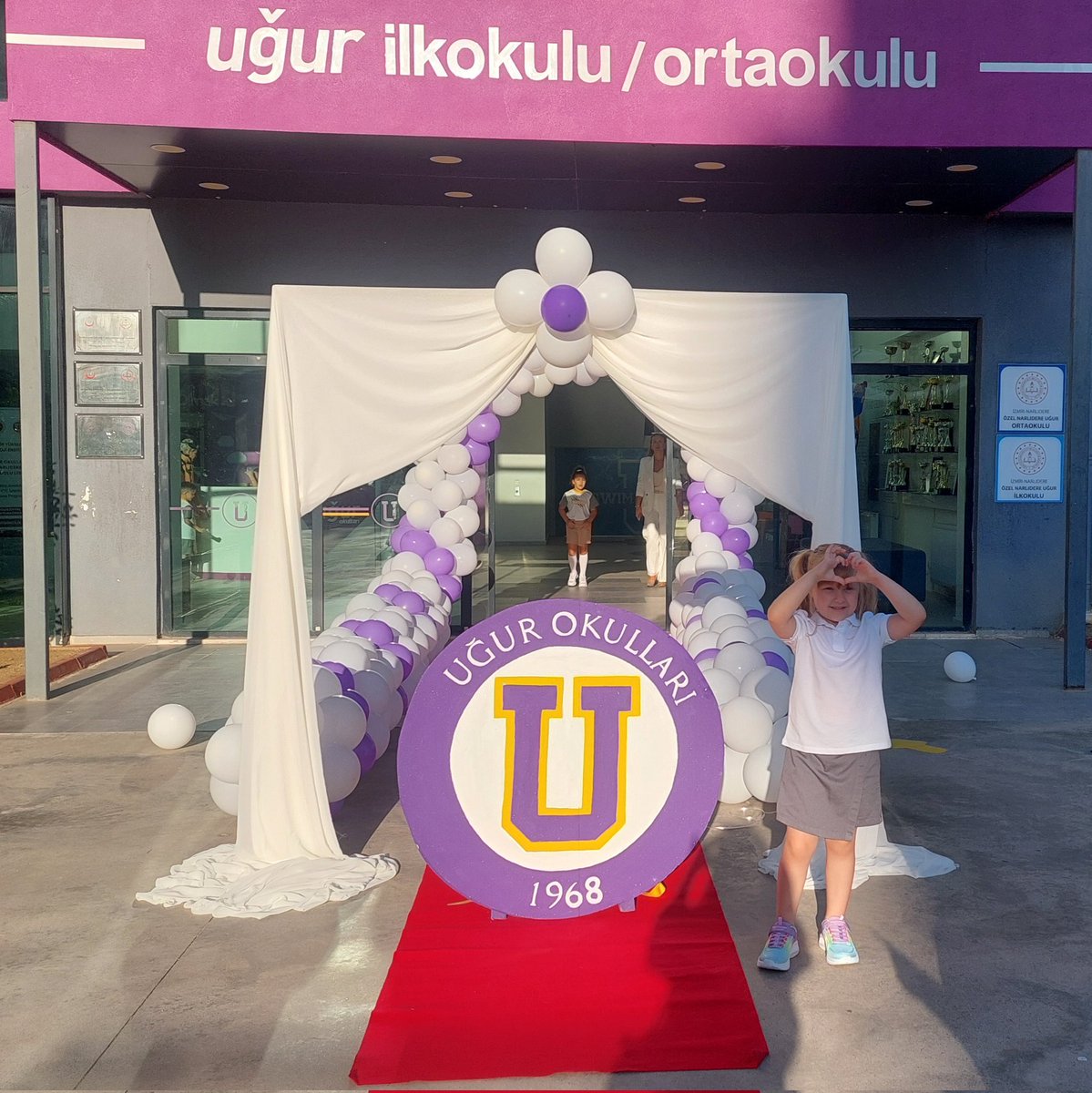 Narlıdere Uğur Okulları'nda ilk zil çaldı. 2024-2025 Eğitim Öğretim yılı hepimize başarılar getirsin 💫
Hoş geldiniz çocuklar 🥰🥰
#uğurluolmak💜