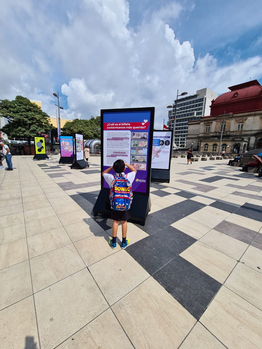 MuseosBCCR's tweet photo. ¿Cuáles son los billetes más queridos por los ticos? En la Plaza de la Cultura compartimos curiosidades sobre 5 de ellos. Conocé más de su diseño e historia al pasar por aquí (mientras reabrimos el Museo de Numismática, el cual se encuentra en renovación) #billetes #CostaRica https://t.co/iaRVVUnRSu