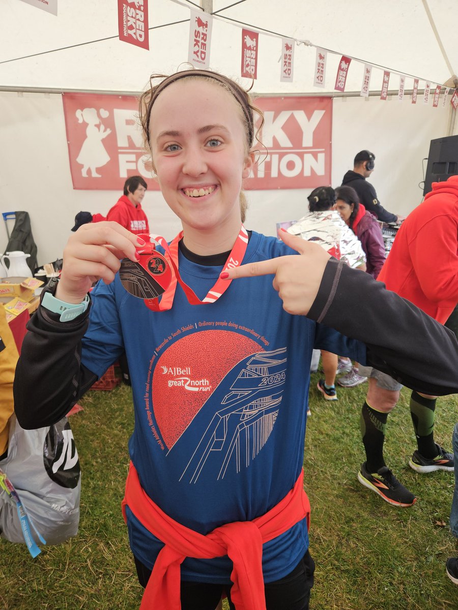 Whitefield_S's tweet photo. Great North Run Wow what an experience!  Daughter Amy's first GNR at 17yo! My 10th Half (8th GNR). Our first Mother &amp; Daughter Half. 
Any donations 🙏👏
#GNR2024 #redskyfoundation #GNR
https://t.co/CAHJnFChzi https://t.co/y8rX2ed5Et