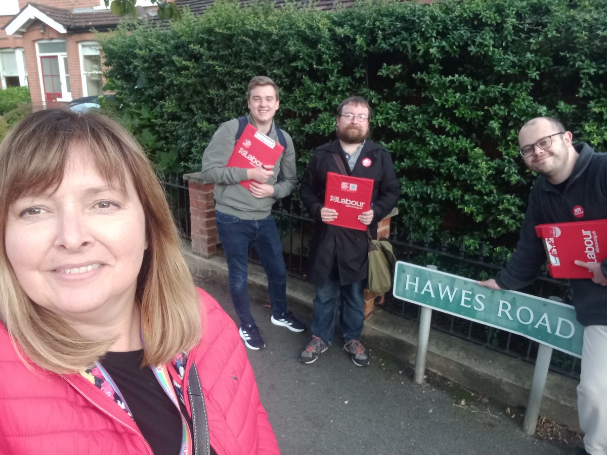 Our first #Plaistow ward canvass since the General Election. Thank you to <a href="/__morts__/">TM</a> @OwenWittekind and <a href="/simon_jeal/">Simon Jeal</a> for joining me on the #Bromley doorsteps. Plenty of casework gathered from residents needing assistance, for me and <a href="/TonyMcPartlan/">Tony McPartlan</a> to work through.