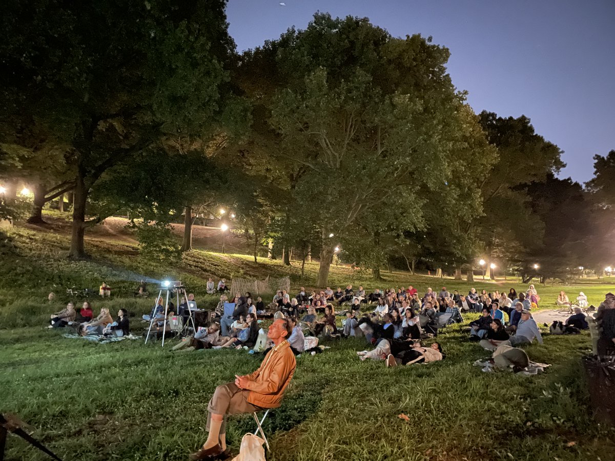 Films on the Green (@filmsonthegreen) on Twitter photo 🌟Last Wednesday evening was a fantastic #backtoschool event! We enjoyed a wonderful #OutdoorScreening of "Ride Above" at #RiversidePark! 🎥A big thank u to everyone who joined us and to <a href="/Columbia_MF/">MaisonFrançaise</a> <a href="/SummerOnHudson/">Summer on the Hudson</a> <a href="/RiversideParkNY/">Riverside Park Conservancy</a> for their incredible partnership!
#SportsinFilm 🌟Last Wednesday evening was a fantastic #backtoschool event! We enjoyed a wonderful #OutdoorScreening of "Ride Above" at #RiversidePark! 🎥A big thank u to everyone who joined us and to <a href="/Columbia_MF/">MaisonFrançaise</a> <a href="/SummerOnHudson/">Summer on the Hudson</a> <a href="/RiversideParkNY/">Riverside Park Conservancy</a> for their incredible partnership!
#SportsinFilm