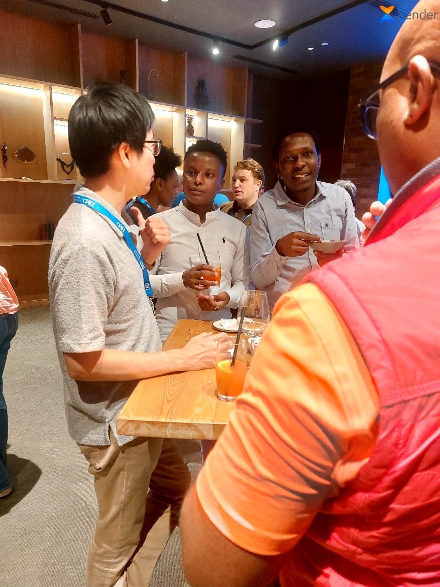 Cliff.Olal tweet media