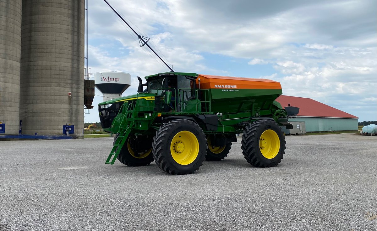 Pretty impressed with the latest addition to our southern regions custom application fleet. This investment represents <a href="/Central_ON_FS/">Central Ontario FS</a> continued support of the 4R principles of nutrient stewardship.  Look forward to seeing it in action! centralontariofs.ca/sustainability