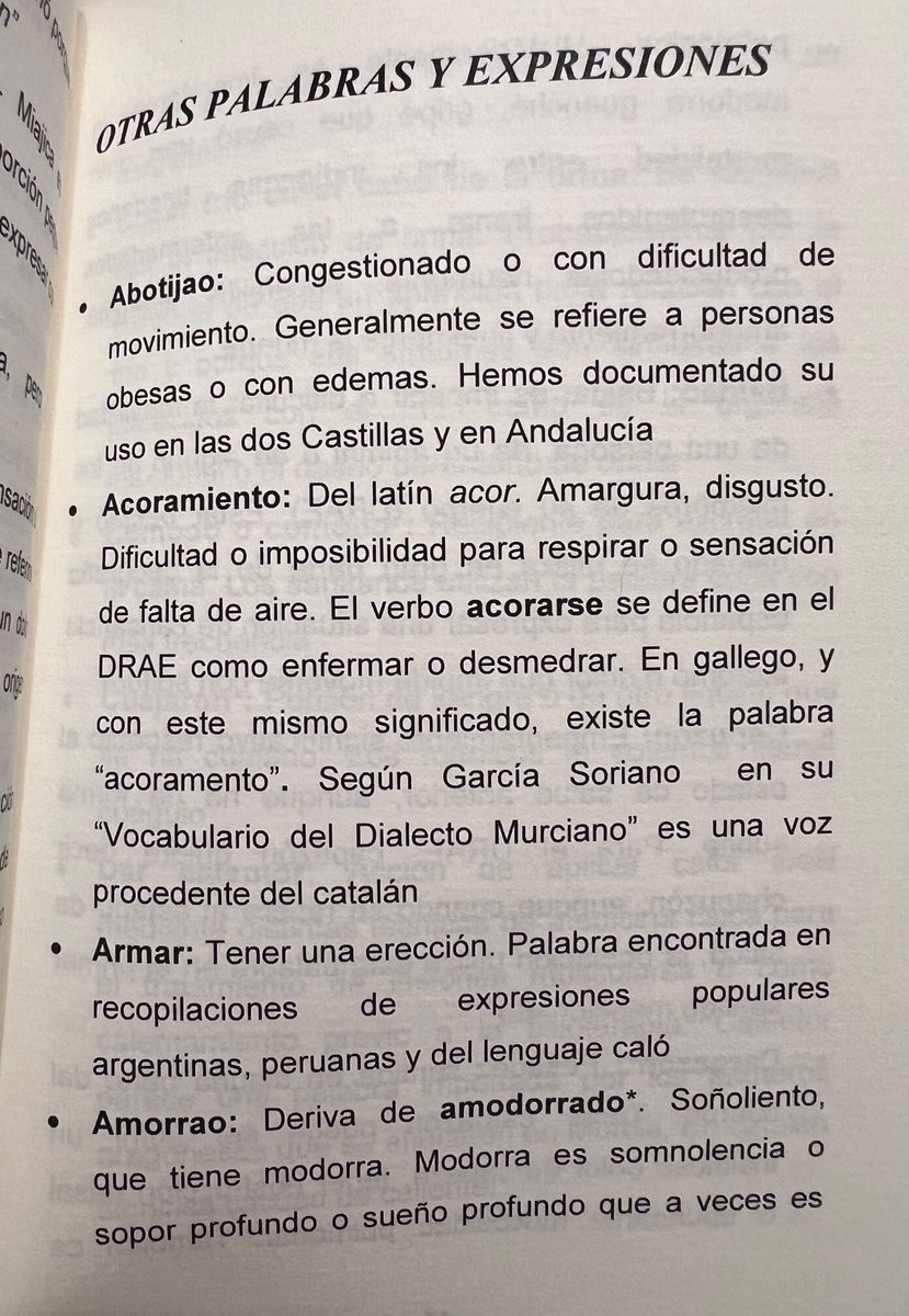 Mis padres tienen un libro increíble de expresiones murcianas para médicos forasteros.