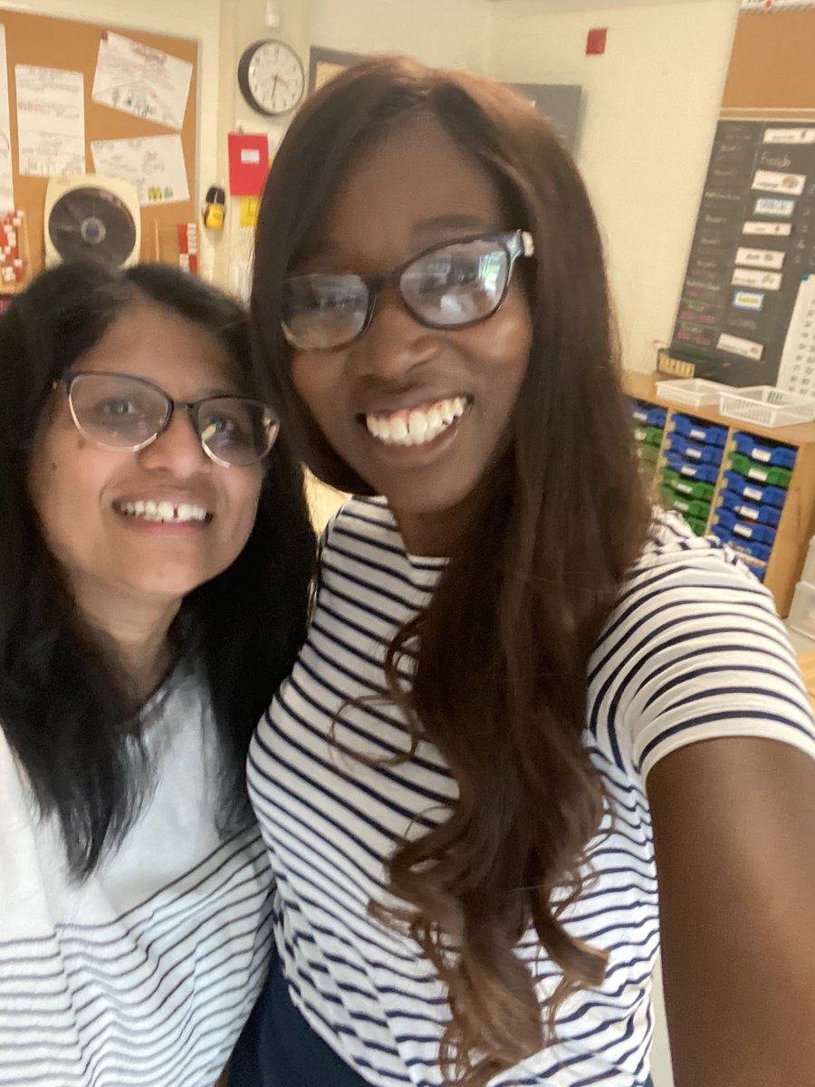SusanKurian2's tweet photo. Twinning with my partner! Great minds think alike. https://t.co/tVMBFHDHvG
