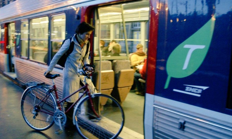 grescoe's tweet image. &quot;In a quality city, a person should be able to live their entire life without a car, and not feel deprived.&quot;  

—Paul Bedford