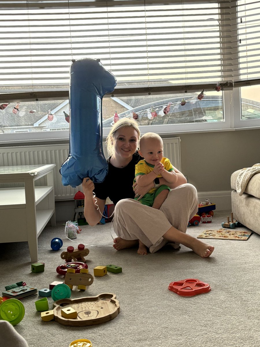 MrsCoull6's tweet photo. Teddy is 1! Where did that year go? 🎈🤩 https://t.co/Ob9hR761bt