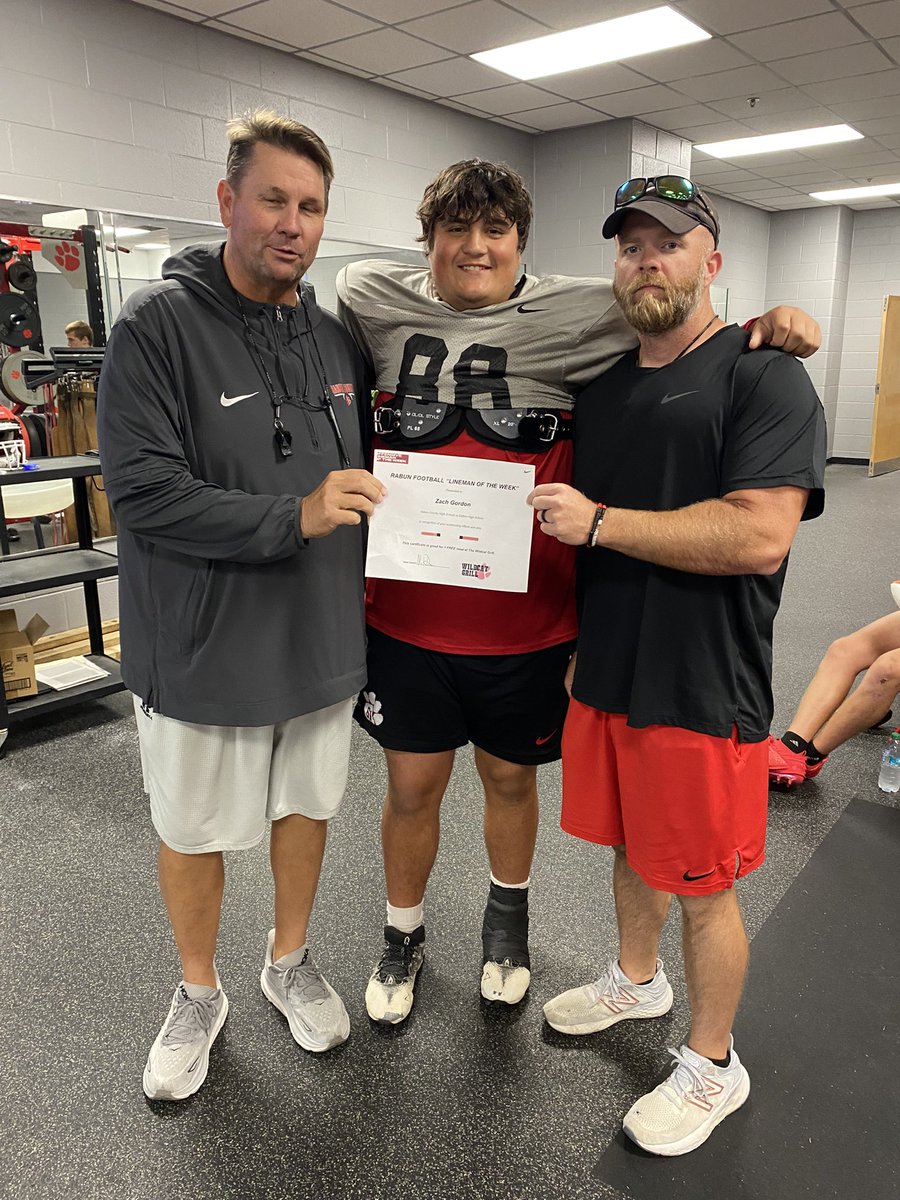 Players of the Week vs Dalton.
Defense - JK Shiflet
Offense - Reid Giles
Special Teams - Kane Justus
Lineman of the Week - Zach Gordon
Scout Team - Alan Lozada, Tanner Brown, Caden Watts, Manny Martinez 

#waR  /  #rideforthebrand