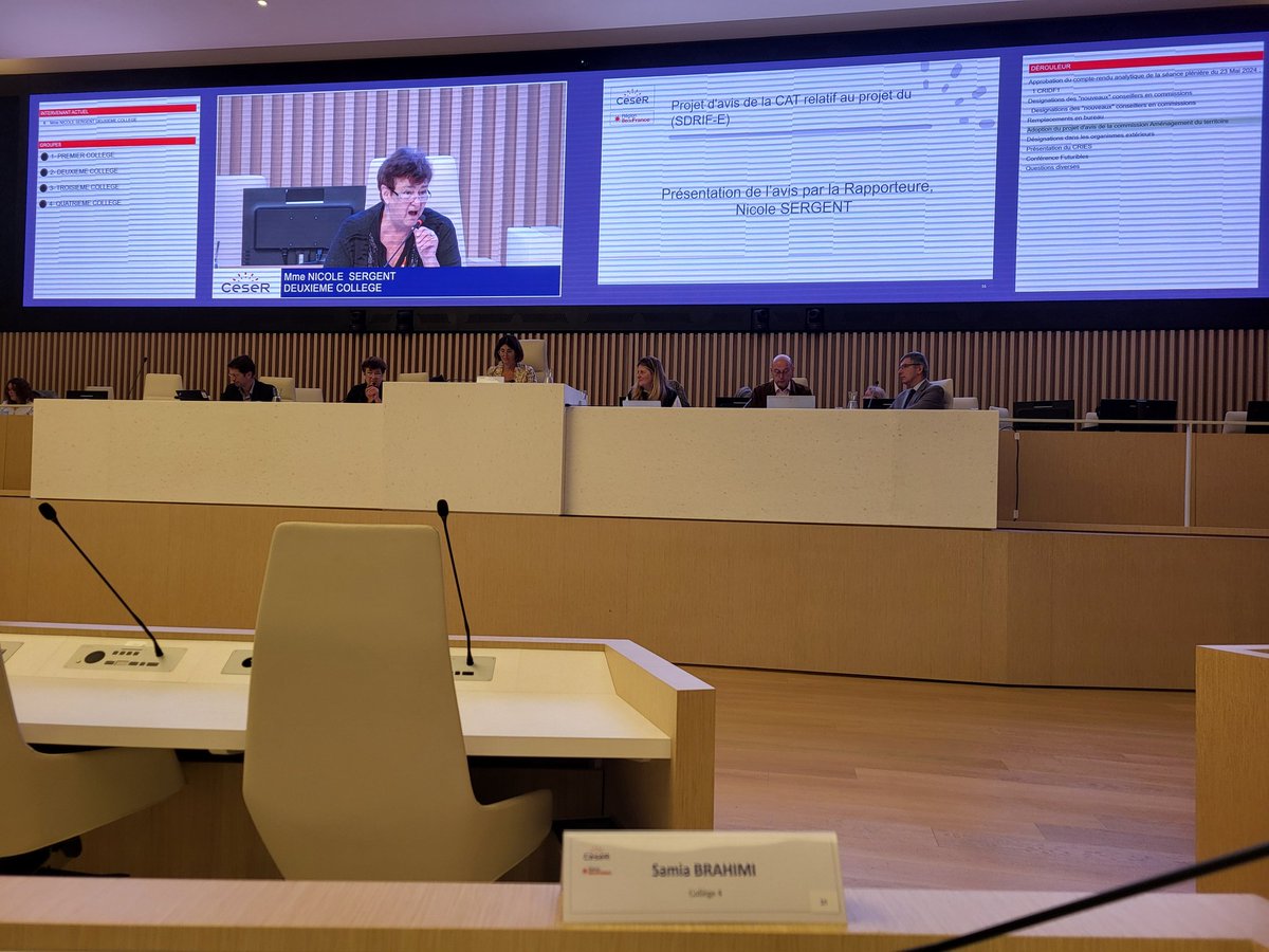 SBrahimi1's tweet image. Reprise des passionnants travaux du @ceseridf , à la @RegionIleFrance.
 Ici avec Pascal Gentil dont la participation à l&apos;accueil des athlètes #JOParis2024, en double médaillé olympique, a été admirable. Heureuse de partager avec lui nos réflexions au service des #Franciliens.