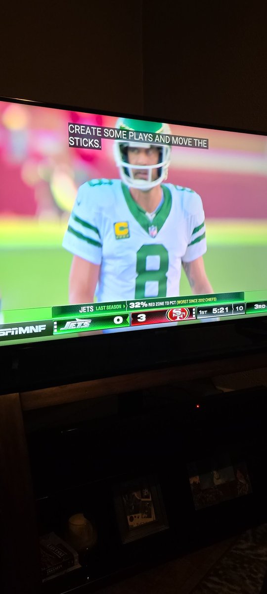 Keep moving that ball. We know you love the game! <a href="/AaronRodgers12/">Aaron Rodgers</a>