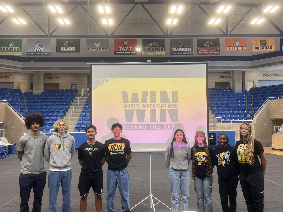 selgar07's tweet image. Got to spend the morning with some awesome student/leaders!! Great discussions, valuable lessons learned. We are looking forward to the next meeting.. @NISD_Athletics
@NISDBrennan @Brennan_BBall @BballBrennan @Brennan_Bsb @softballbrennan @BrennanTrack @NISDLadyBearSoc