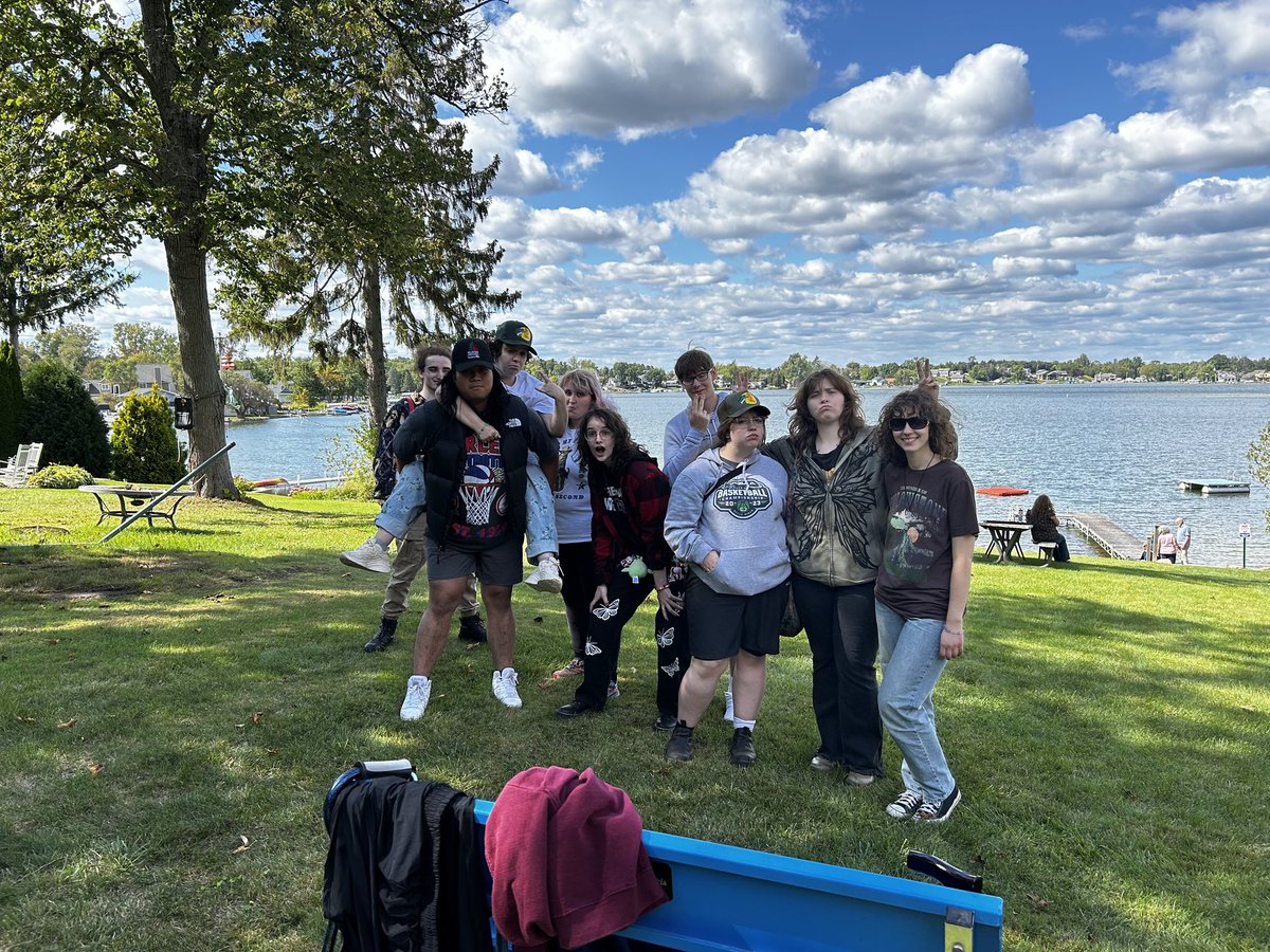 fooltrain's tweet image. this was the coolest thing that’s ever happened to me i’m so lucky to know these people