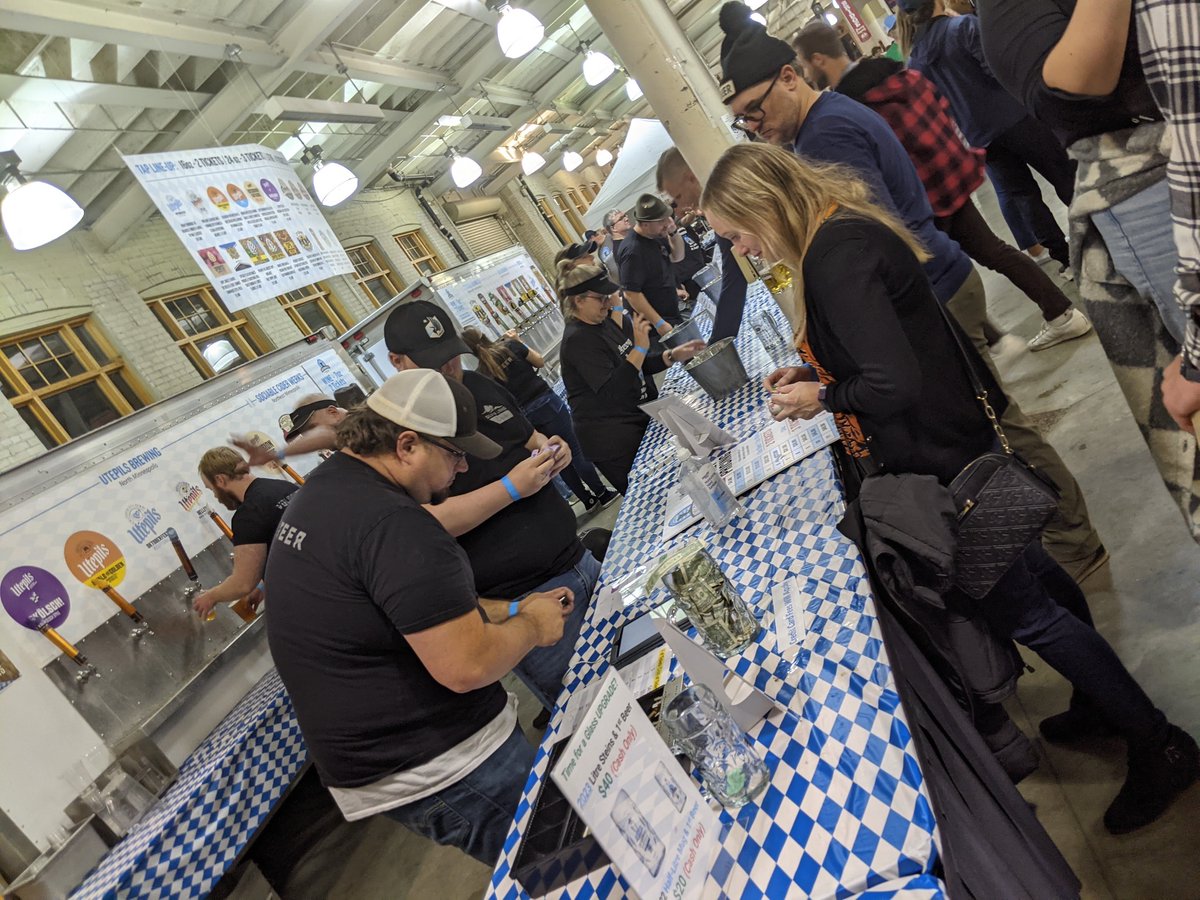 Dark Clouds Silver Lining tweet media