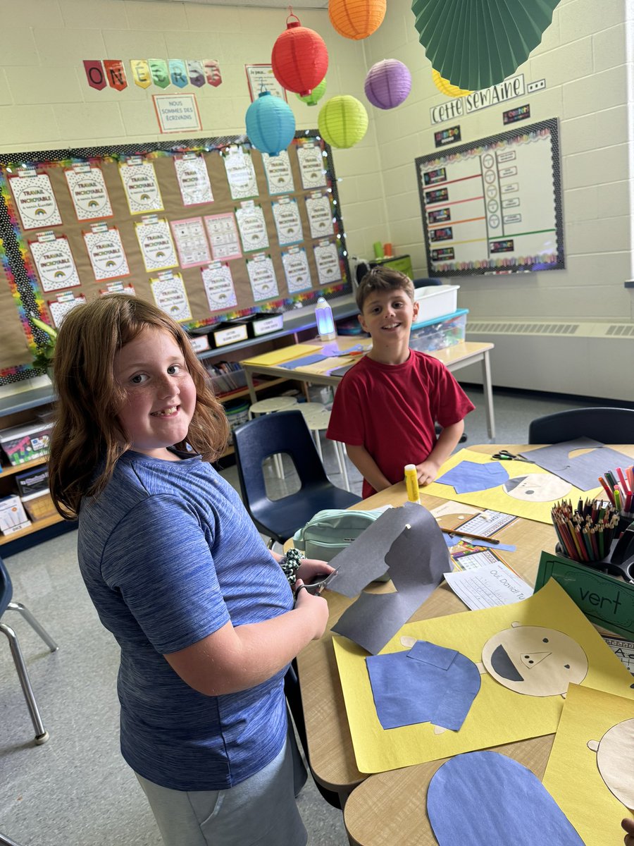 TaraCabral42's tweet image. We explored David va à l&apos;école and turned classroom rules into a creative masterpiece! 🎨📚 The students did an amazing job bringing their ideas to life—excited to share our final product soon! #ClassroomRules #CreativeLearning #FrenchClass