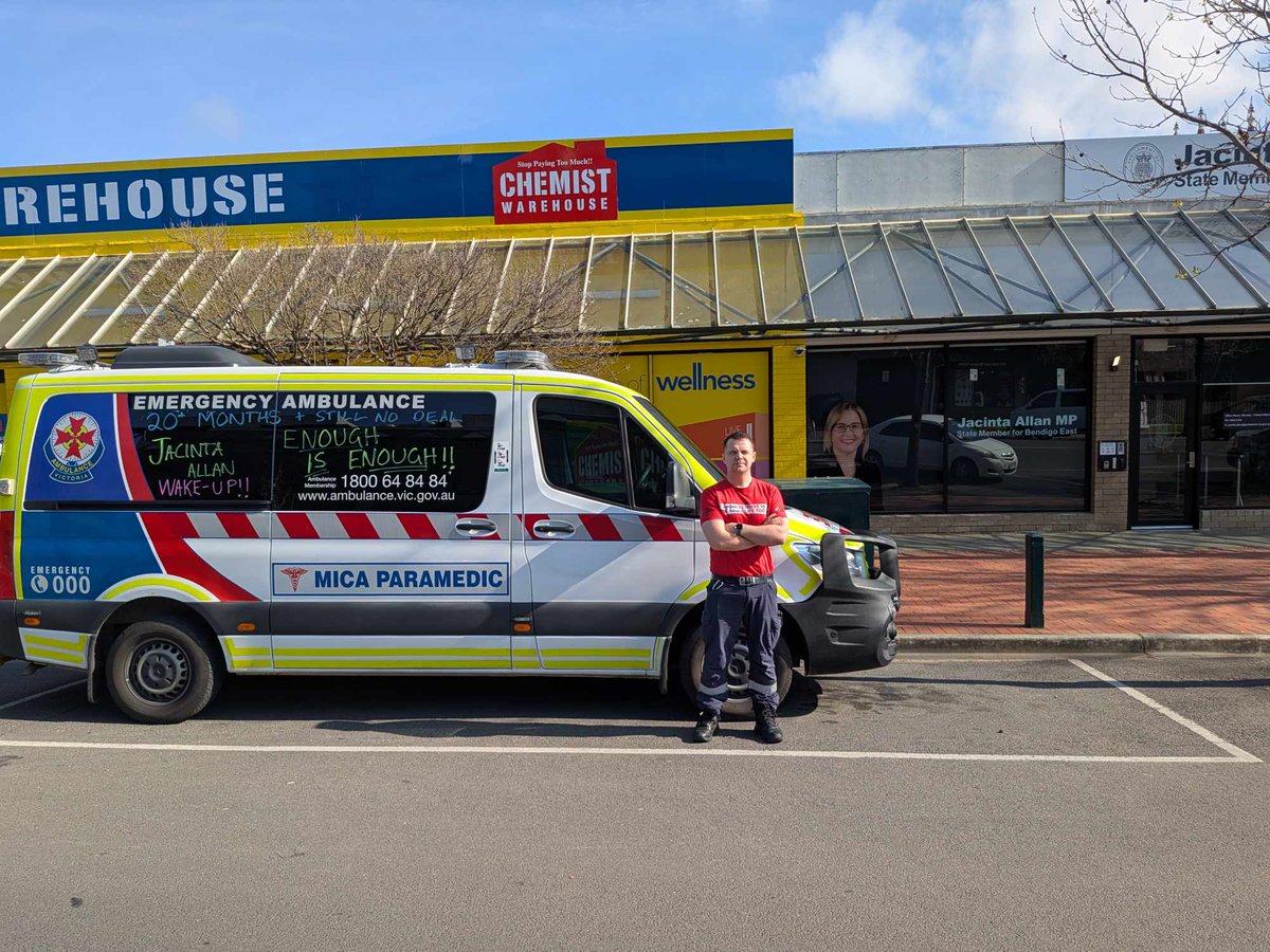 20 months of negotiations with the Allan Government and Victorian paramedics still don’t have an enterprise agreement.      

#springst #ambosdeservealifetoo