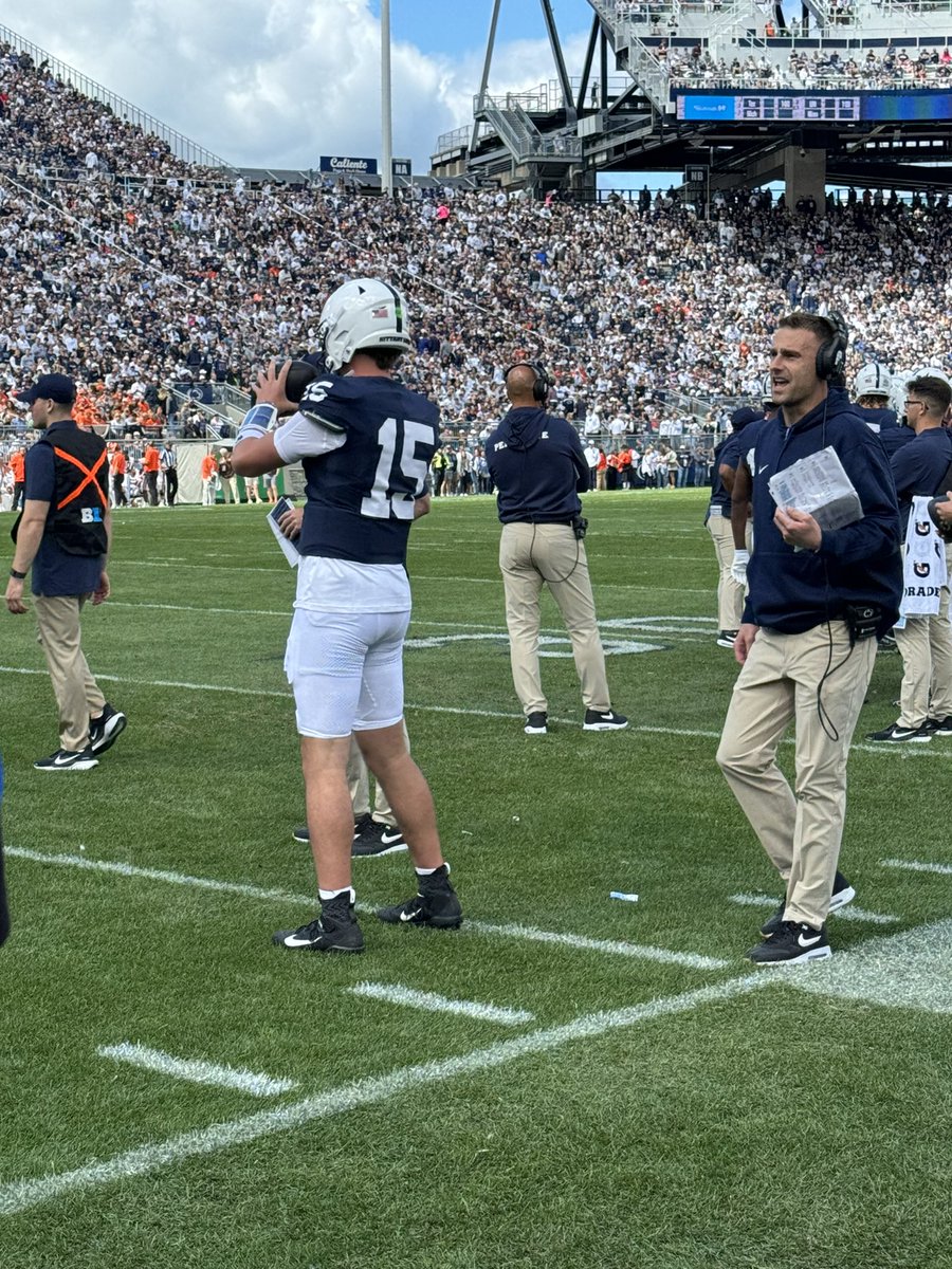 CoachCastor tweet media