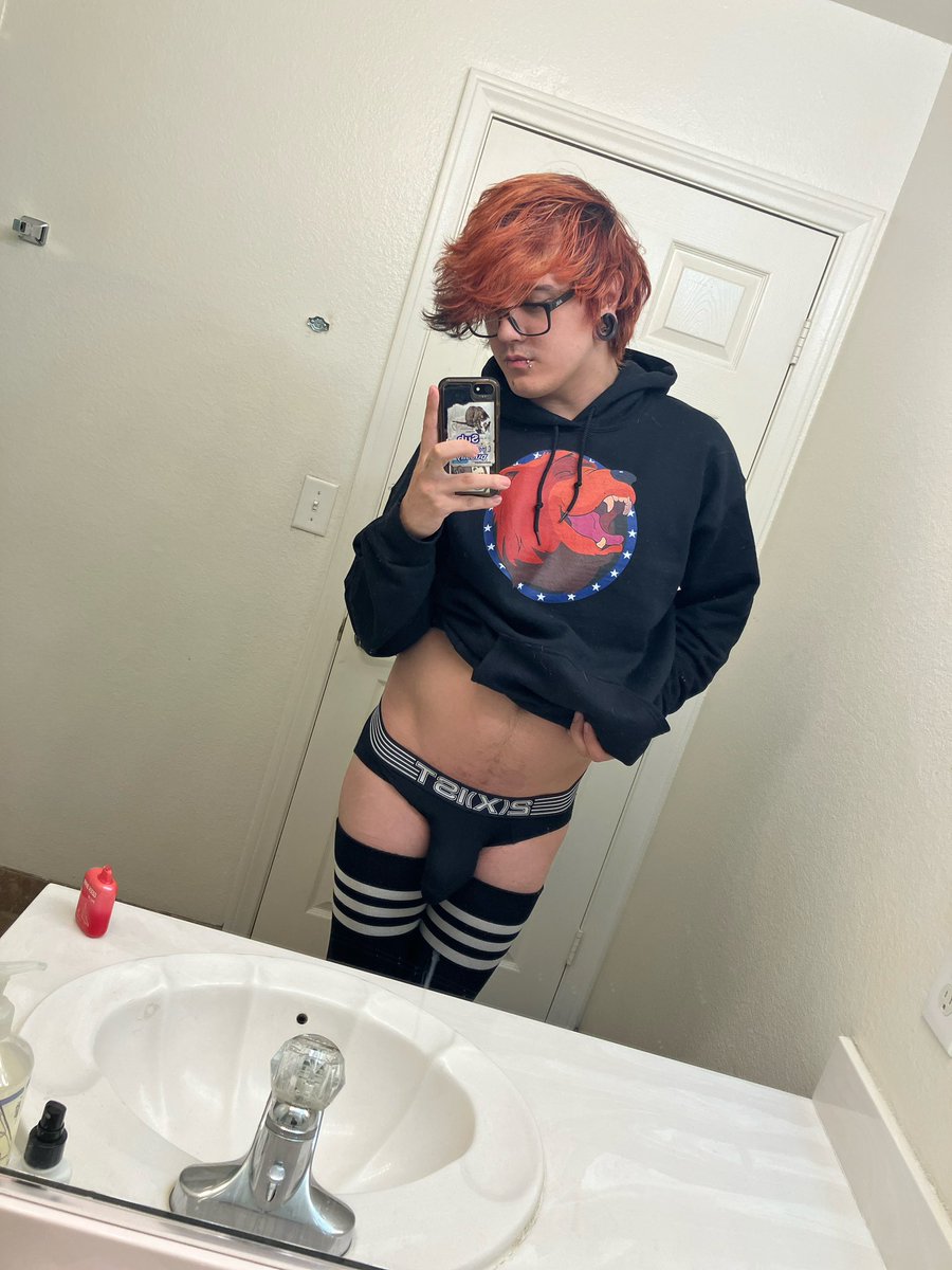 would you pound me? 👉🏽👈🏽