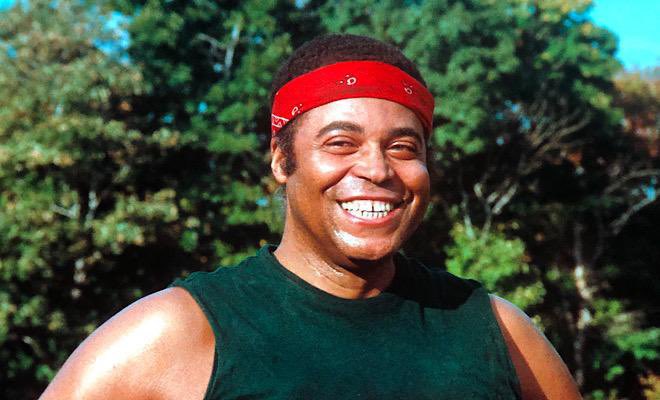 mefeater's tweet photo. Legendary actor James Earl Jones known for his iconic roles in films such as ‘Star Wars,’ ‘Coming To America,’ ‘Lion King,’ and many more has sadly passed away at 93. We send our deepest condolences to his family and friends. His legacy will live on. 🖤 https://t.co/H4RfRxL3eE