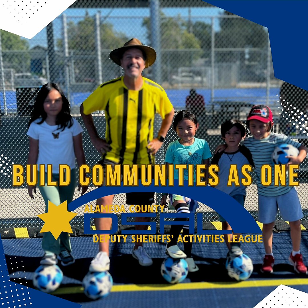 Join Us in Building Stronger Communities Together!💪Interested in making a difference as a DSAL volunteer? Visit acdsal.org/volunteer to learn more and get involved. (Link in bio)
#Volunteer #Connect #Collaborate #Celebrate #Growtogether #soccer #fitness #recsoccer #DSALstrong
