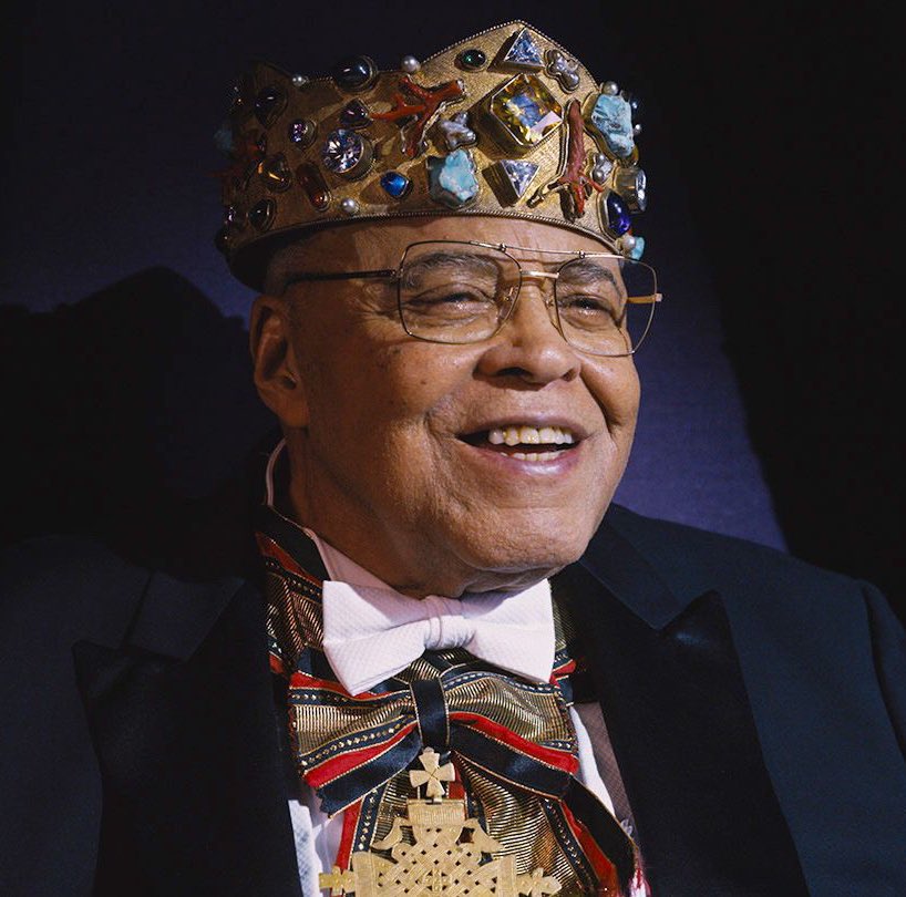 ShiftNews_tw's tweet photo. ❗️ #JamesEarl Jones, quien daba voz a #DarthVader en la trilogía original, falleció tristemente a la edad de 93 años.

🏷 @ShiftNews_tw https://t.co/QbGemiLsLZ