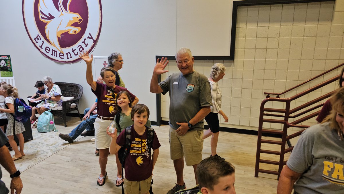 GPS_District's tweet image. Grandparent's Day was a great success! Last week Grandparents were invited to many of our elementary campuses to share breakfast with their grandchildren and to be celebrated! We love our GPS Family!

#gilbertpublicschools #GPSFamily #connectcreatecare