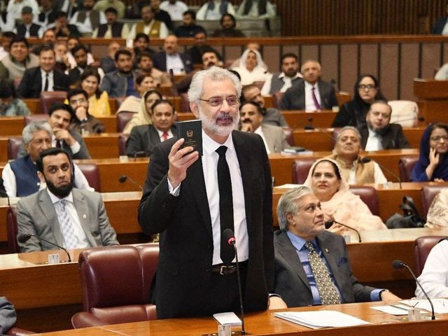 غدار حلف، غدار انصاف، غدار آئین، غدار وطن 
#UndeclaredMartialLaw