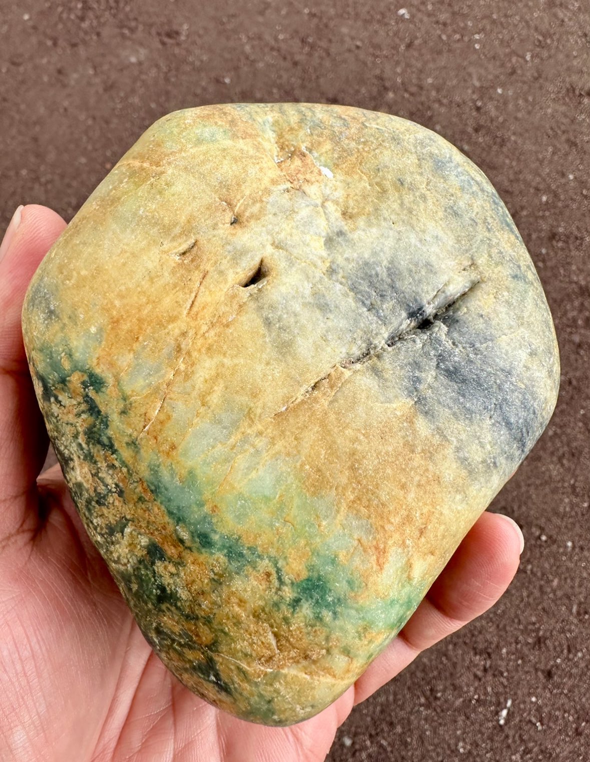 レア・糸魚川翡翠・海中黄色 【公式通販】