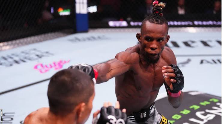 ModoCampeonA's tweet image. 🥊 Con una combinación de striking rápido y preciso, Osbourne siempre busca el nocaut, haciendo que sus peleas sean emocionantes de principio a fin. 💥 

#KnockoutPower #UFC #UFC306 #UFCTwitter #UFCVegas #NocheUFC 
#MMA