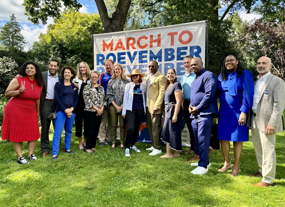 MikieSherrill's tweet image. In 2018, our blue wave helped us capture the House &amp;amp; change the course of American history.

We’re fired up &amp;amp; ready to do so once again!

Thanks to @BlueWave_NJ for hosting &amp;amp; to everyone who came out to support @AndyKimNJ, @suealtman, &amp;amp; @LamonicaMciver in Montclair yesterday. 🌊