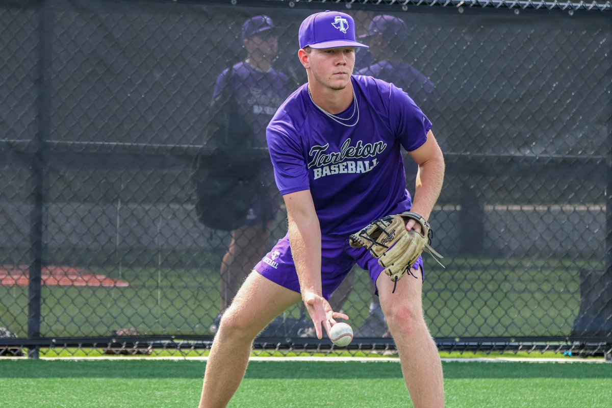 TarletonBase's tweet photo. Back to business 😎 https://t.co/rjczLnKs6A