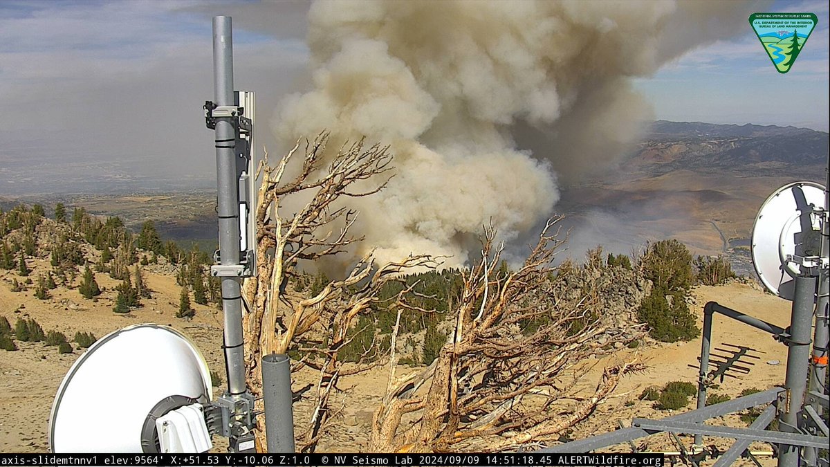775firealerts's tweet photo. #DavisFire heavy activity on the #Axis-Slide @nvfirecams @alertwildfire #AxisSlide #AlertTahoe via @NVSeismoLab https://t.co/JeWeqvxi56