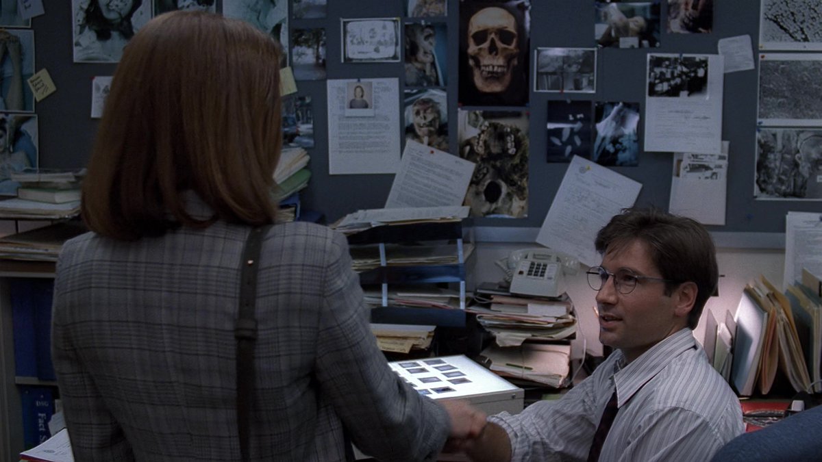 BlackLCult's tweet photo. On September 10, 1993, THE X-FILES was premiered. https://t.co/VlBUB3Hf8q
