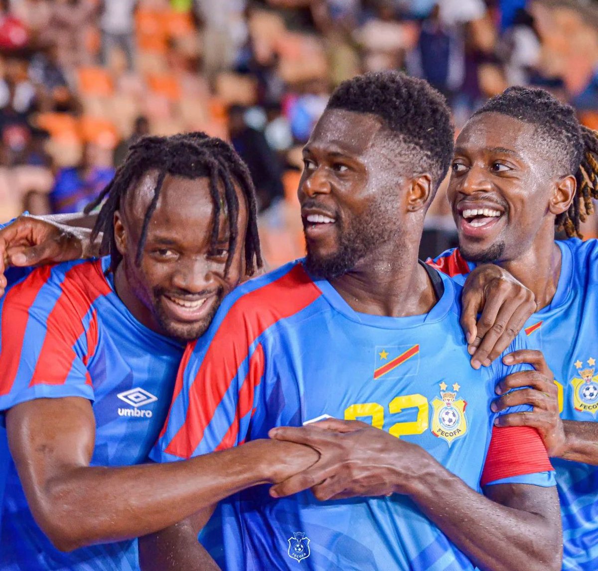 mbemba22's tweet photo. Bravo à l’équipe et le staff, premier objectif validé. Un grand merci aux supporteurs qui ont fait le déplacement jusqu’en Tanzanie. +6 🐆🇨🇩 @FecofaRdc https://t.co/4MHynoTk8s