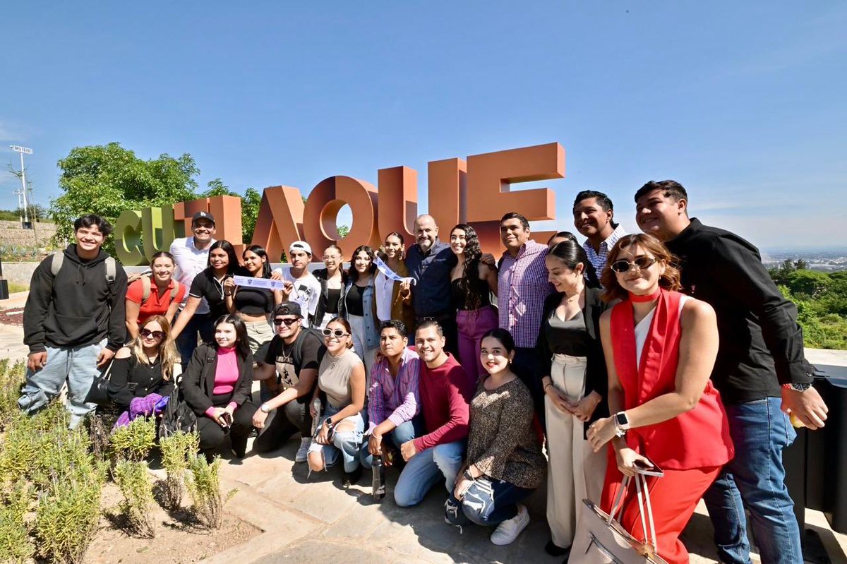 Hoy oficialmente inauguramos una de las historias más bonitas y generosas de Jalisco, nuestro <a href="/CUTlaque_Udeg/">CUTlaquepaque</a> ya es una realidad en el Parque Metropolitano del Cerro del Cuatro. 

Con este centro universitario, la <a href="/udg_oficial/">Universidad de Guadalajara</a> ahora es también una aliada en el cuidado de esta