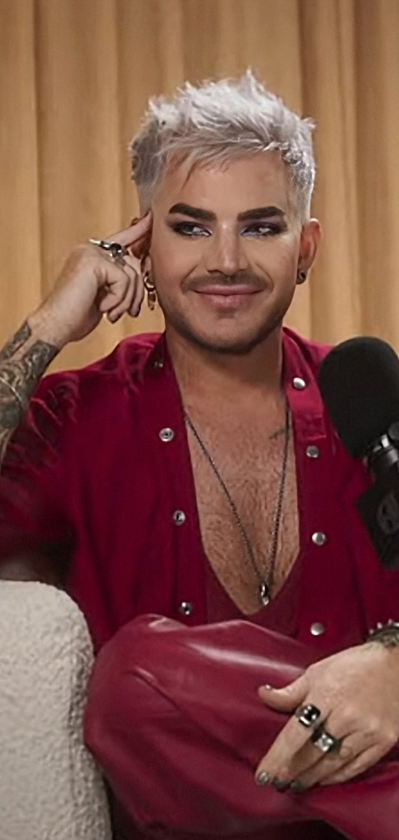 🌟 <a href="/adamlambert/">ADAM LAMBERT</a> always gives such great interviews...catch his chat with Katya on <a href="/Grindr/">Grindr</a> YT!! 🔥🤩❤️ #Icon #AdamLambert #Afters #Cabaret
WATCH: 👇
youtu.be/YEp_TJEpi84?si…
(scap &amp; zoom by moi!)