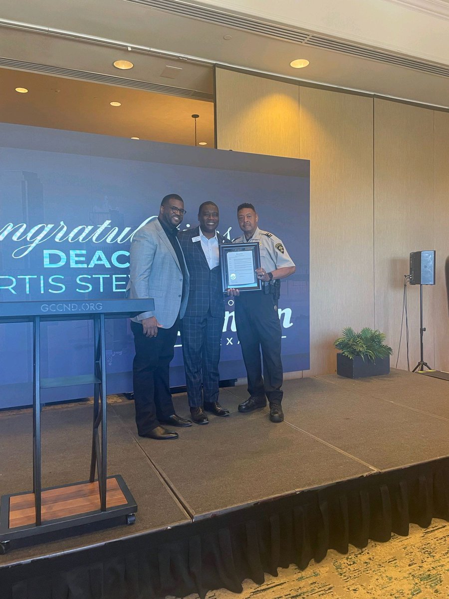 The Dynamic Denton Lewisville Alumni Chapter would like to Kongratulate Brotha Lieutenant Curtis Stevenson on receiving a Proclamation from Mayor Hudspeth for exemplary Kommunity service work in Denton and his church.

On the Yo!