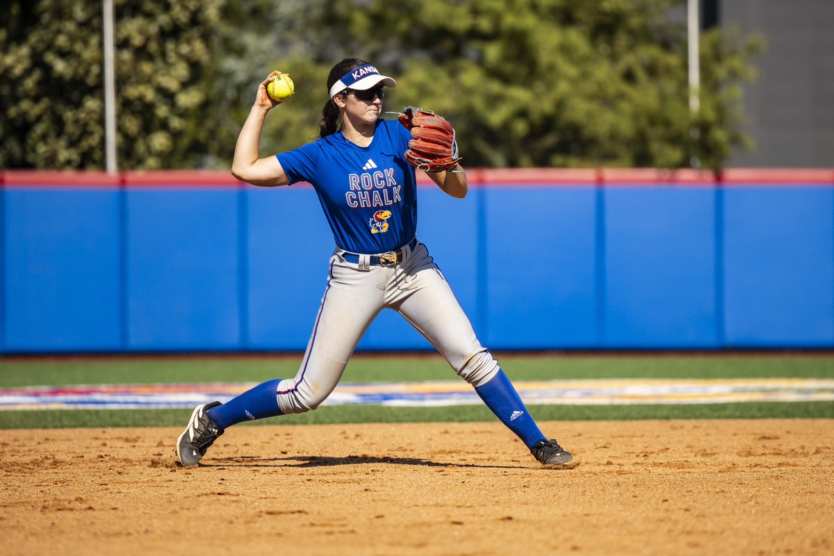 Kansas Softball tweet media
