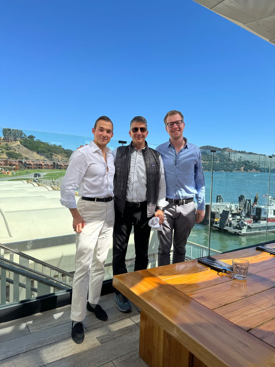 Got the <a href="/sensible_bio/">Sensible Biotechnologies</a> T-shirt! Investor pride, 1st check. 

Go <a href="/MiroGasparek/">Miroslav Gasparek</a> &amp; Marian