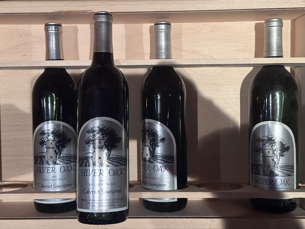 garyschoch's tweet image. Celebrating @jschoch18 big birthday with a very special @SilverOak 1992 Alexander Valley Cab - bought as 6 bottle vertical from the winery straight to my cellar this wine was delightful, the nose was there, with a very present blackberry, mushroom, tobacco, and blackcurrant taste