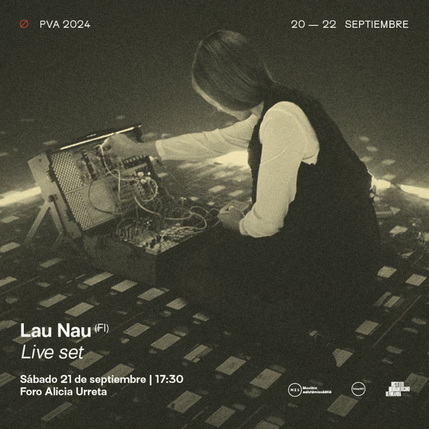Acompañada por un sintetizador modular, una guitarra y grabaciones de campo realizadas en la isla donde vive, la artista sonora Lau Nau (FI) llega a #20AñosPVA para un concierto especial con canciones en finlandés. #LaVozInfinita +Info🔎casadellago.unam.mx/pva2024