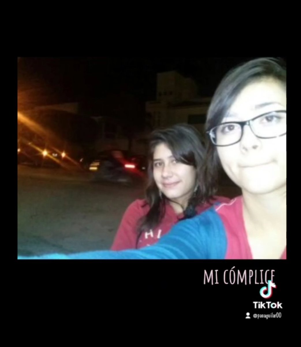 UMR199's tweet photo. Y hoy me rompe el no tenerte aquí, te extraño tanto, ojalá estuvieras aquí conmigo para ver series y llorar juntas
Te amodoro amore mio https://t.co/dVlYTSDYe9