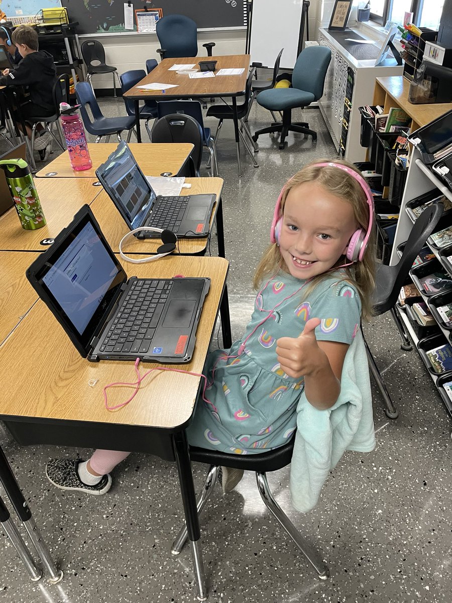 amydocherty44's tweet image. So much fun with our Science Tools Escape Room! Thank goodness everyone was able to get out! @wolvestweet