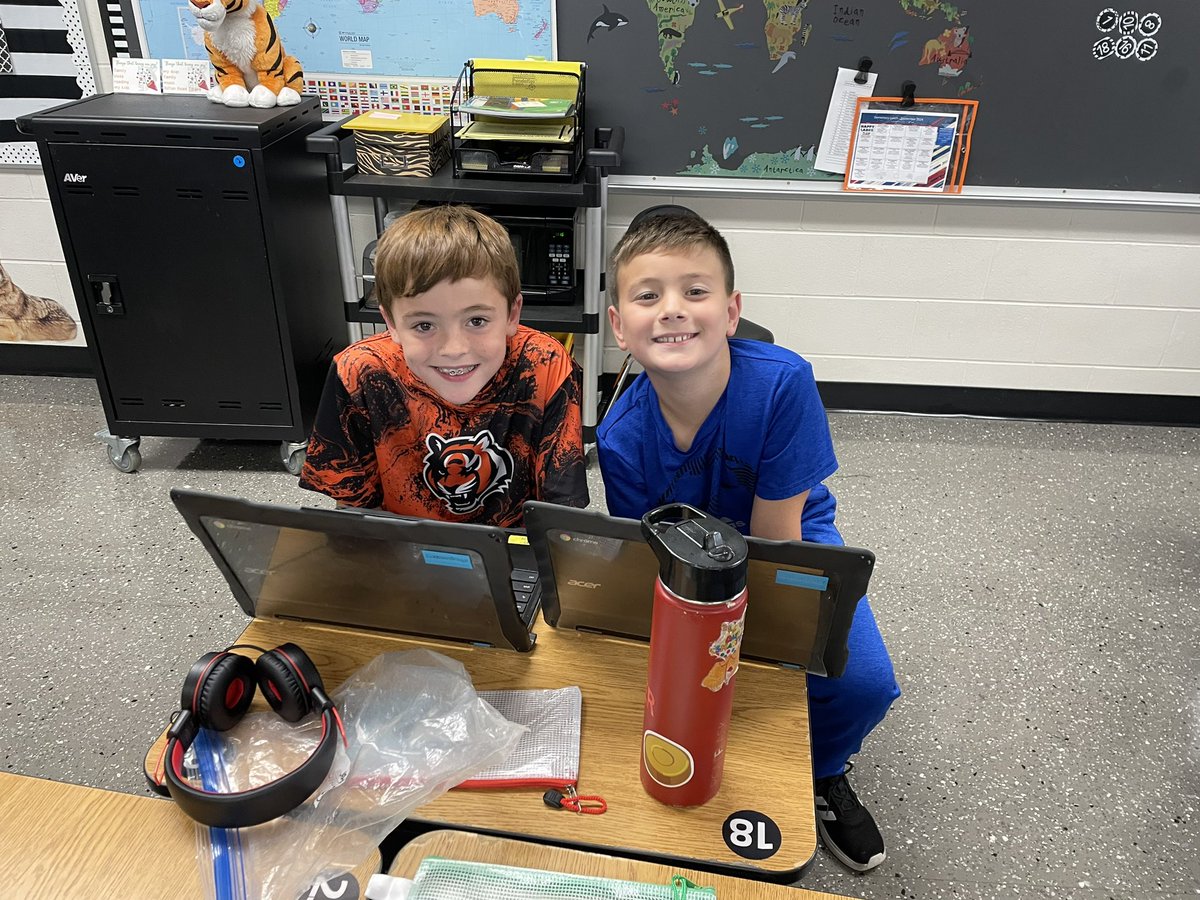 amydocherty44's tweet image. So much fun with our Science Tools Escape Room! Thank goodness everyone was able to get out! @wolvestweet