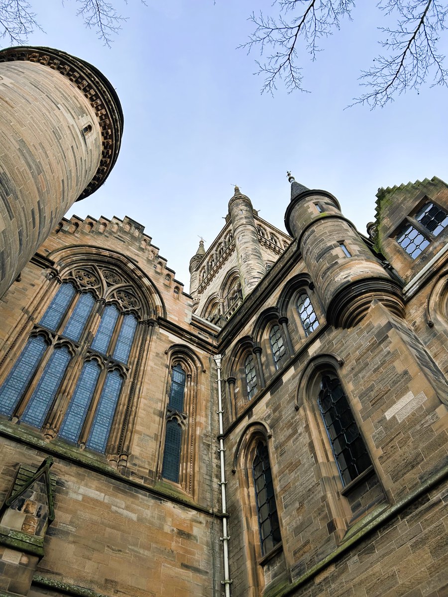 AttersonBarbara's tweet image. #AlphabetChallenge #WeekKforKnowledge 

Glasgow University, founded in 1451. Its motto is Via Veritas Vita (The Way, The Truth, The Life). It provides the #Knowledge base that prepares students for careers in law, medicine, engineering, et al.

Have the best of days everyone 😊