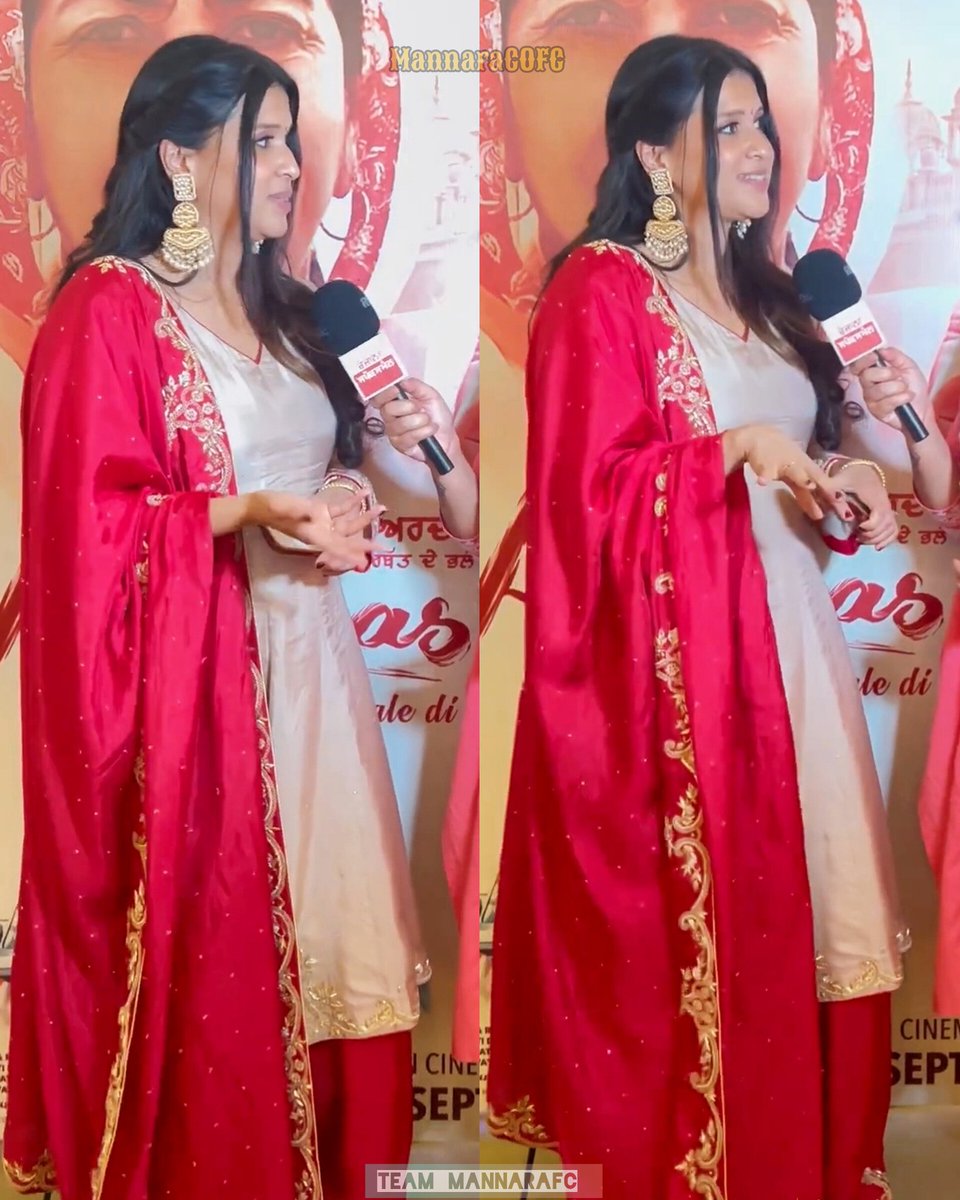 BollyChaska007's tweet image. Punjabi Di Kudi at movie premiere of Ardaas.
What a beautiful sight in this outfit 😍

#Mannarians love #MannaraChopra #pollywood @memannara