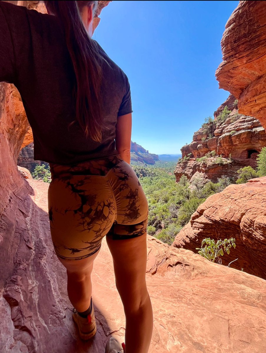 MrsXcellent 🚲 tweet media