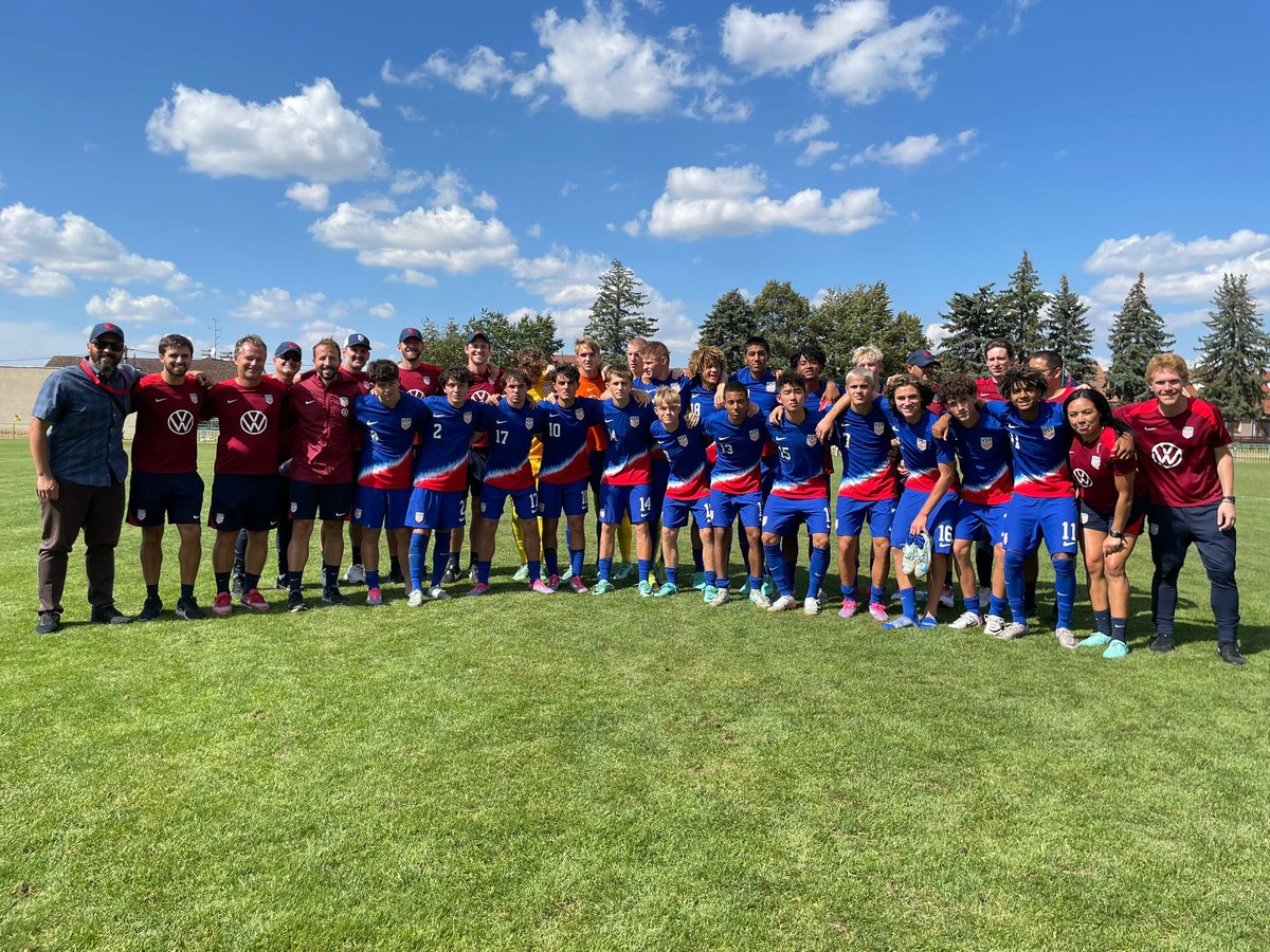 Never gets old taking care of this amazing group. Future of USA soccer is bright <a href="/USYNT/">U.S. Soccer YNT</a>